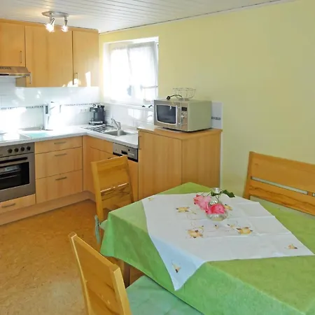 1 Apartment